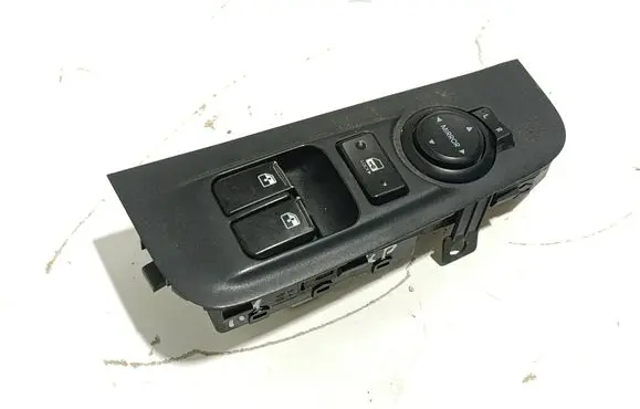 Hyundai H-1, Starex, Satellite Electric window control switch 20140204 935701H300W