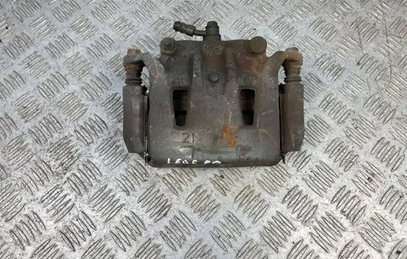 Nissan Leaf II (ZE1) Front brake caliper
