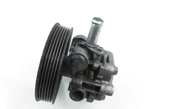 Citroen C-Crosser Power steering pump 