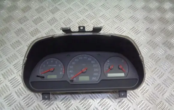 Volvo S40, V40 Tachometer 30857579