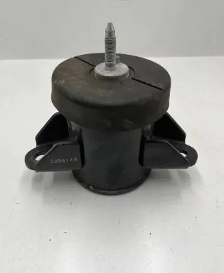 Nissan Leaf II (ZE1) Engine mount bracket