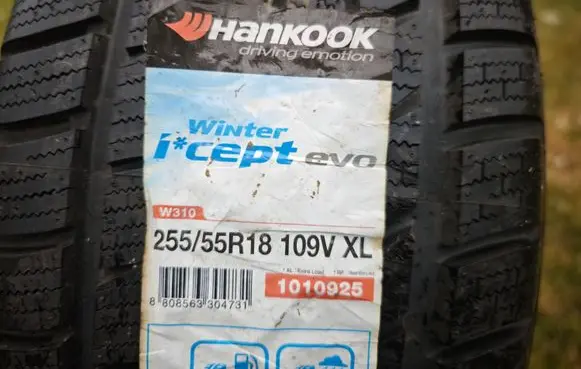 BMW X5 E70 R18 winter tire 25555R18 1010925 808563