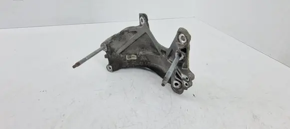 Audi SQ7 Generator/alternator bracket 057903143H