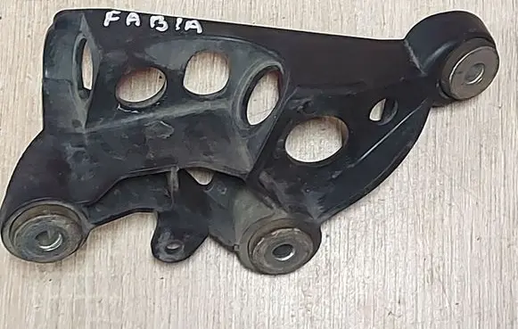 Skoda Fabia Mk2 (5J) Gear shift cable bracket 6Q0711789G