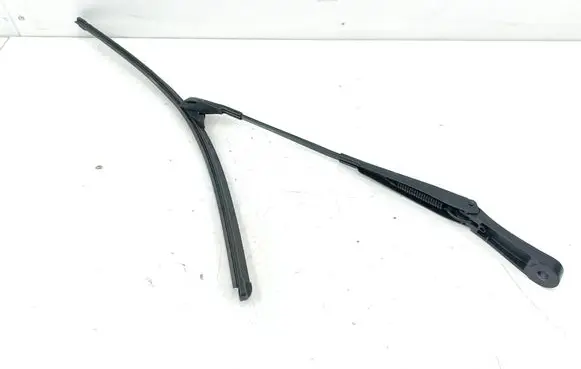 Porsche Cayenne (92A) Front wiper blade arm 7P0955409B