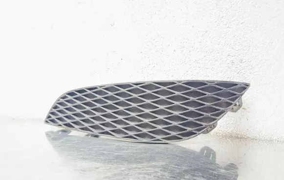 Opel Astra H Front bumper lower grill 13225762 375768702