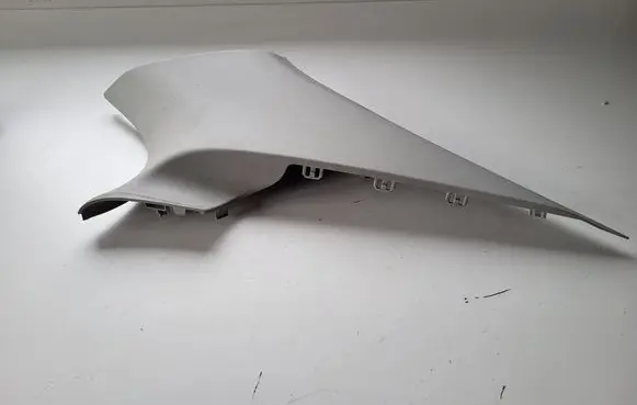 Skoda Superb B8 (3V) Tailgate/trunk side cover trim 