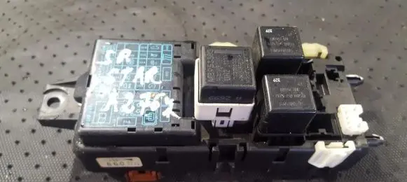 Mitsubishi Space Star Fuse box set MR318828 8609E28
