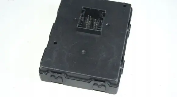 Audi TT TTS RS Mk3 8S Keyless (KESSY) go control unit/module 3Q09594353Q0959435