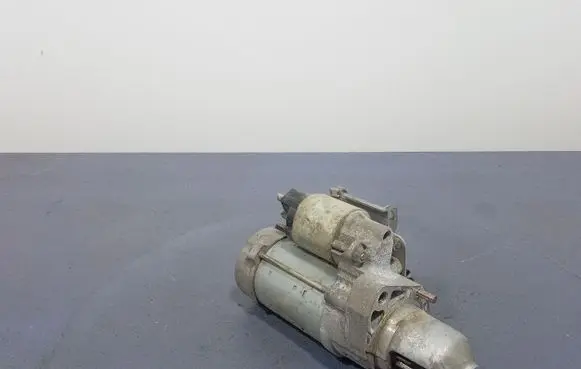 BMW 7 F01 F02 F03 F04 Starter motor 8657337