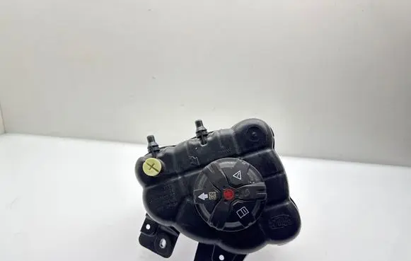 BMW iX Coolant expansion tank/reservoir 8474796 1713 20666610