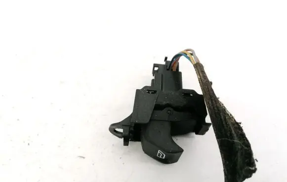 Volvo V70 Electric window control switch 30773273