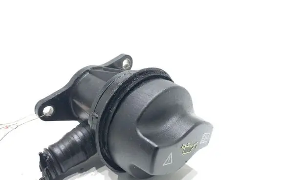 Mercedes-Benz CLA C117 X117 W117 other engine part A2700100001