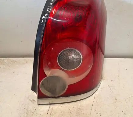 Toyota Avensis T250 Rear/tail lights 35114 E411333
