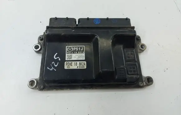 Mazda 3 II Engine control unit/module P51J18881A 2797008652