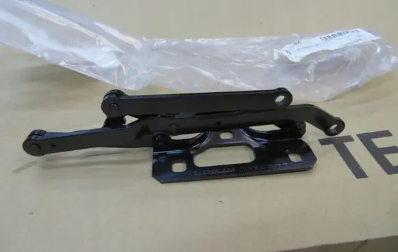 Tailgate/trunk/boot hinge