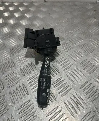 Hyundai Getz Wiper control stalk 32933A