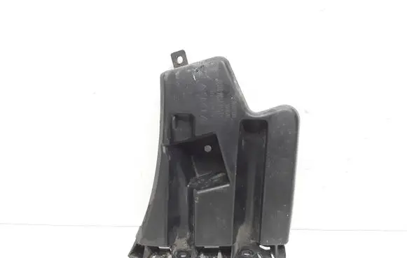 Volvo V60 Front bumper mounting bracket 30796625