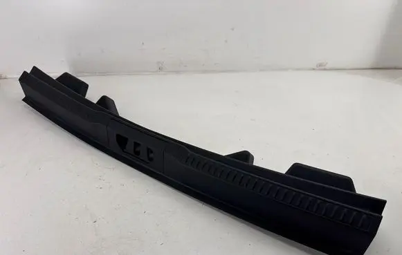Ford Bronco Trunk/boot sill cover protection M1PBS404D84A M1PZ7842624AA