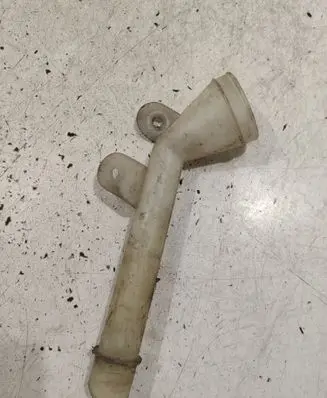 Peugeot 607 Window washer liquid tank fill tube 9629543480