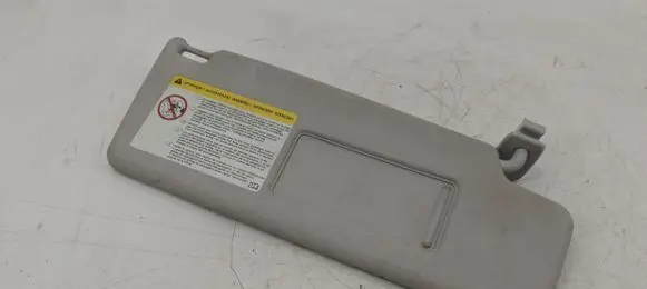 Sun visor