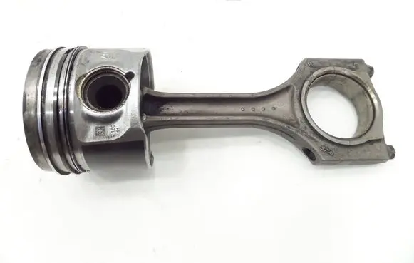 Mini Cooper Countryman R60 Piston with connecting rod