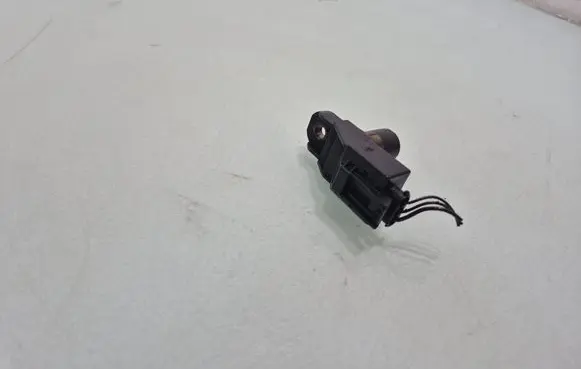 BMW 5 E60 E61 Camshaft position sensor 7794646