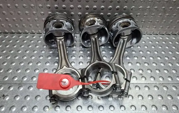 Citroen Jumpy Piston with connecting rod S27624334 9818178480 YH01