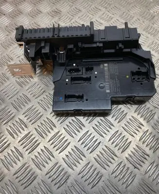Mercedes-Benz GLK (X204) Fuse module 2129024301 2049009001 2049014001