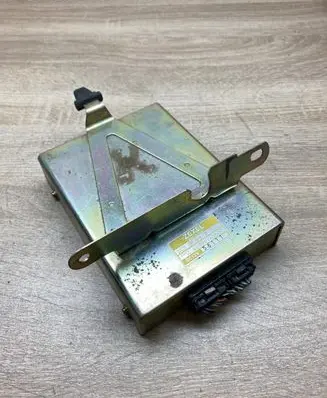 Mazda 626 Engine control unit/module ECU 4079013632 RFG518701C