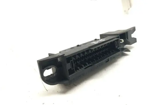 Audi A8 S8 D2 4D Fuse module 4F0941824F