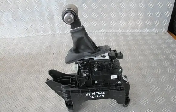 KIA Sportage Gear selector 46701-N7100