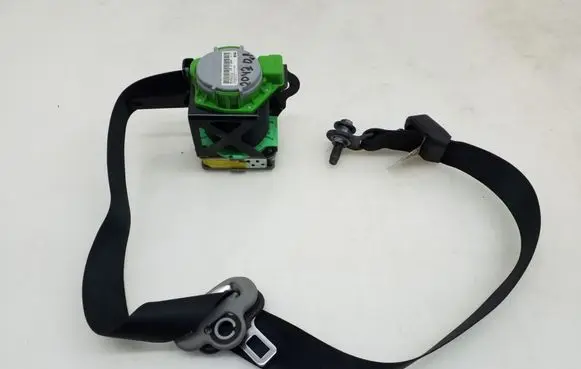 Toyota Yaris Front seatbelt 732100D200