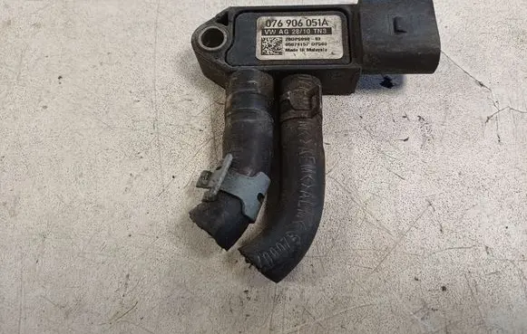Audi A6 S6 C6 4F Exhaust gas pressure sensor 076906051A