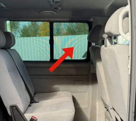 Volkswagen Transporter - Caravelle T5 Side middle window/glass 43R004343 DOT609AS2M10
