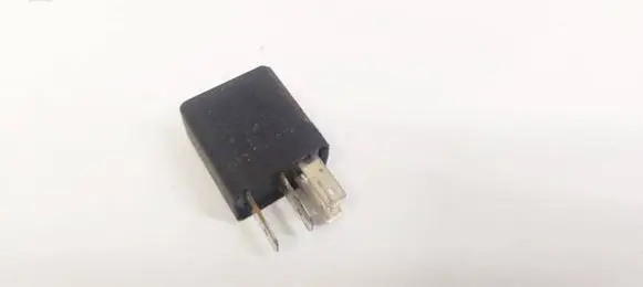Fiat Punto (188) Other relay 46520421 A727