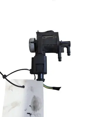 Volkswagen PASSAT B7 Turbo solenoid valve 1K0906283A