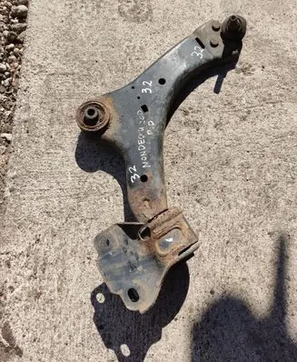 Ford Mondeo MK IV Front lower control arm/wishbone