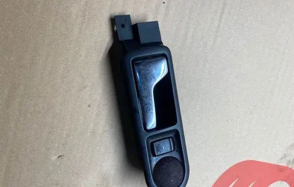 Volkswagen PASSAT B5 Rear door interior handle 3B0839113