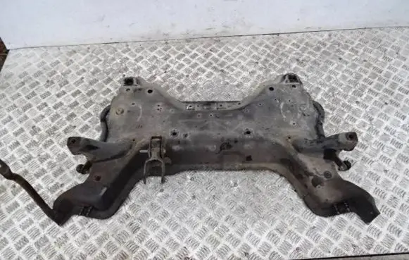Peugeot 3008 I Front subframe