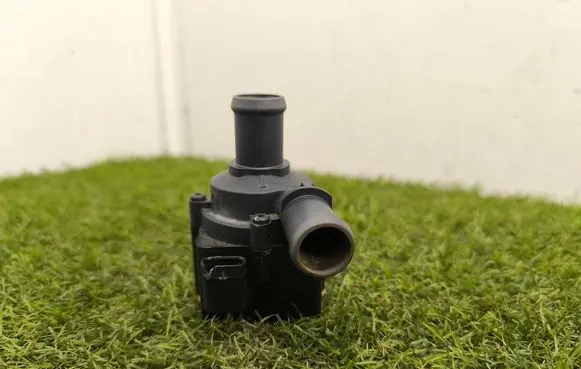 Audi A4 S4 B8 8K Electric auxiliary coolant/water pump 06H121601K 704071140