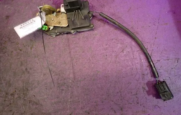 BMW X3 F25 Front door lock