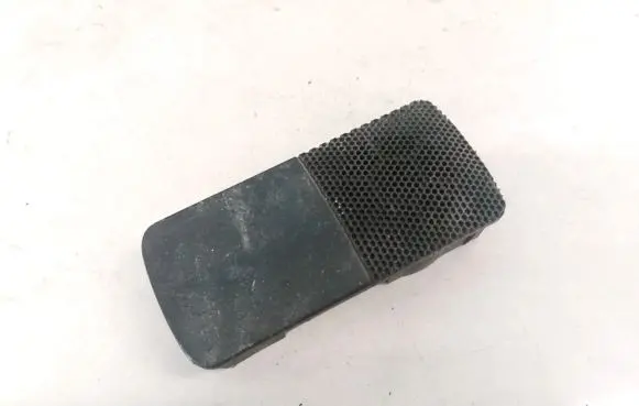 Side speaker trim/cover