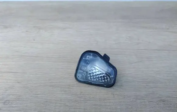 Volkswagen PASSAT CC Front door wing mirror part 3C8945291