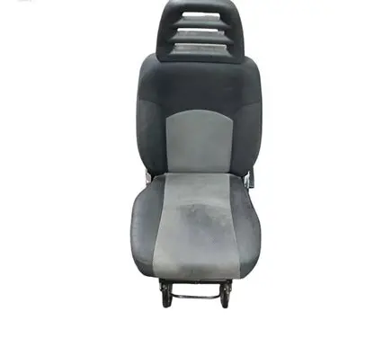 Iveco Daily 35 - 40.10 Front driver seat 