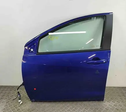 Toyota Yaris XP210 Front door 67002K0020