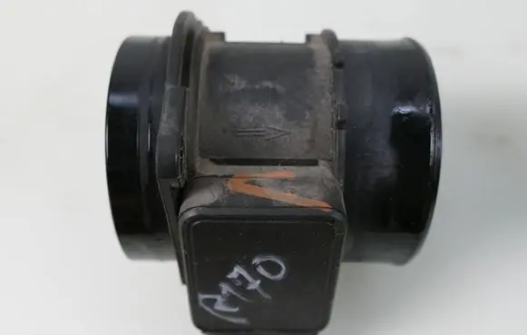 Mercedes-Benz SLK R170 Mass air flow meter A1110940148