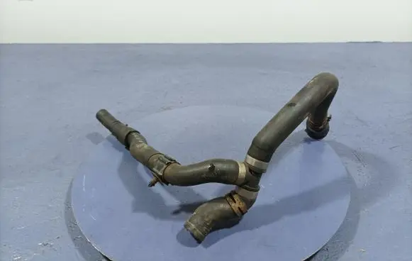 Volkswagen PASSAT B7 USA Engine coolant pipe/hose 5Q0122051CM
