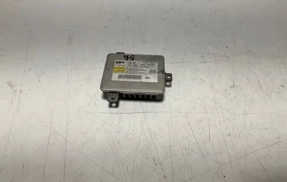 BMW 3 E90 E91 Headlight ballast module Xenon 7237647 W003T20071