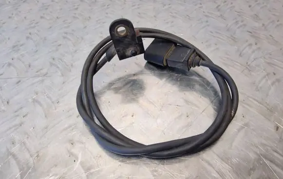Audi A4 S4 B6 8E 8H Camshaft position sensor 038906433A